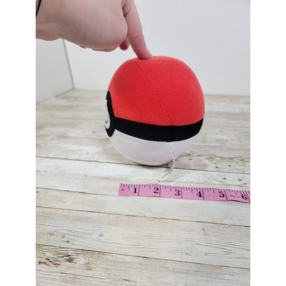 Pokemon Pokeball‎ Plush - TOY FACTORY 2017 -5” Stuffed Ball - Picture 4 of 9